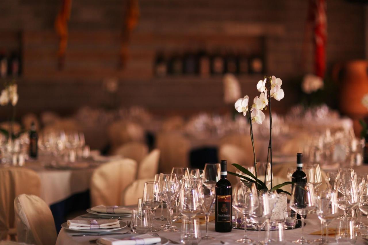 Hotel Ristorante Al Brunello Di Монтальчино Экстерьер фото
